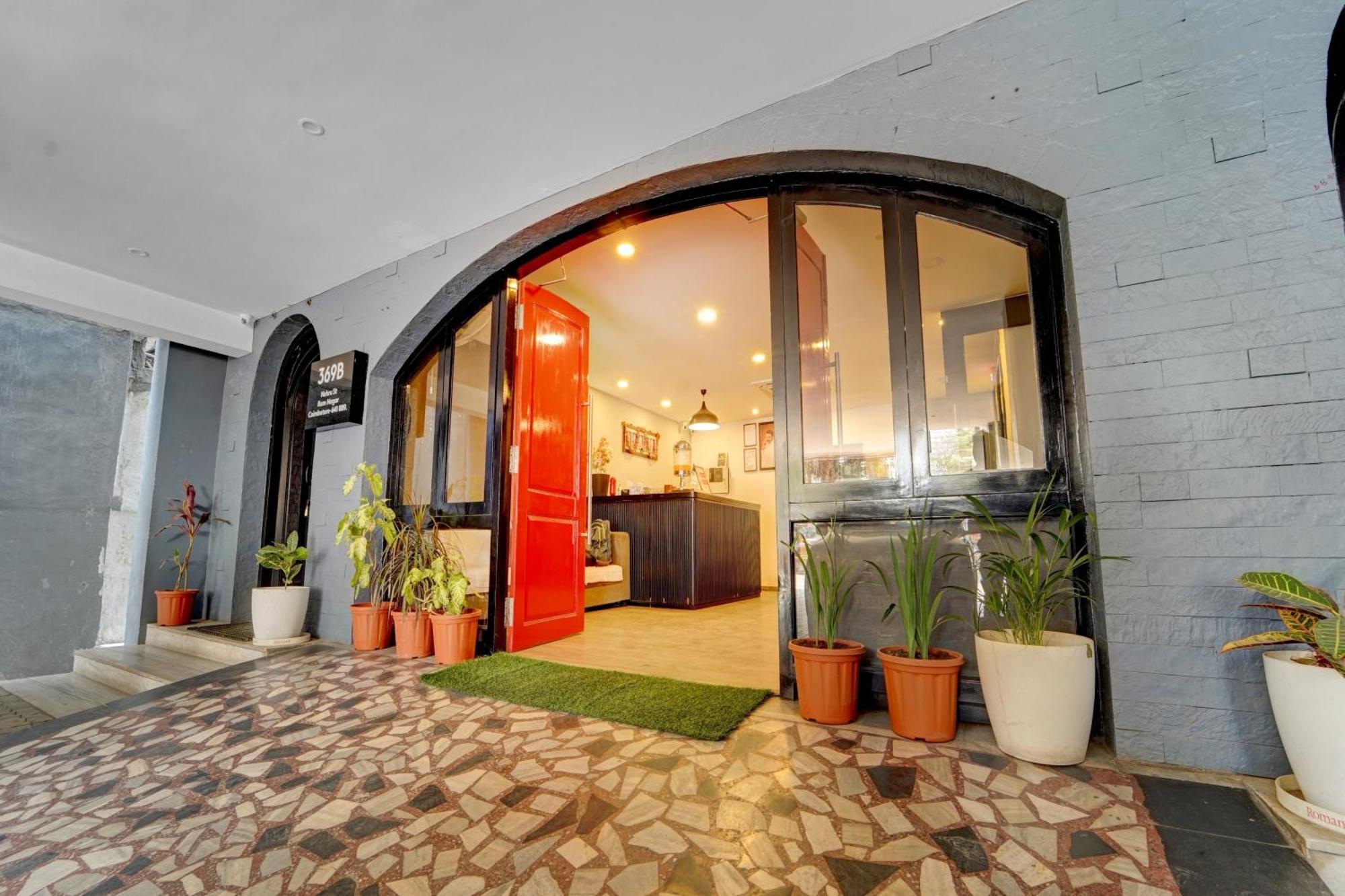 Hotel Super Townhouse Four Season à Coimbatore Extérieur photo